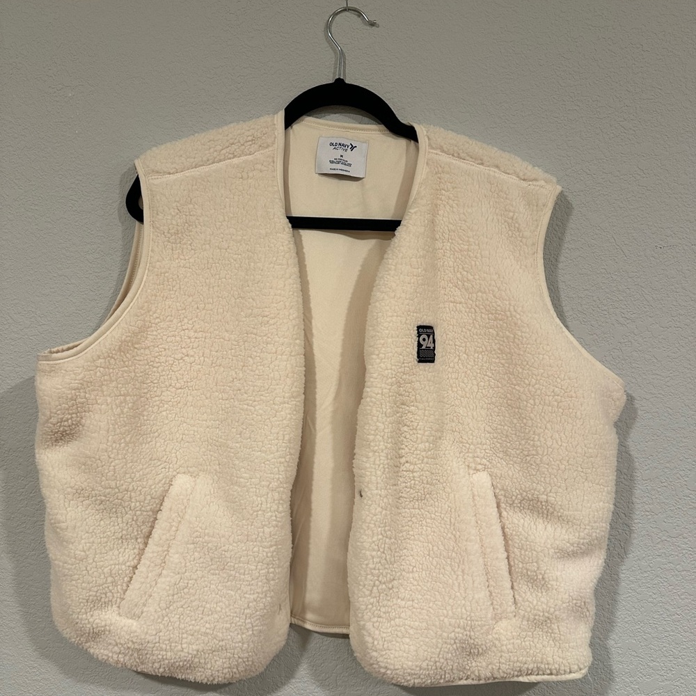 Old Navy Active Cream Vest